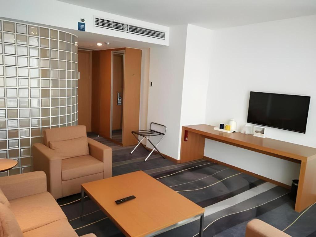 Holiday Inn Express Handan East By Ihg Exterior photo